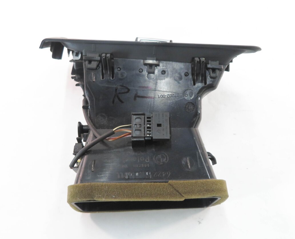 Thumbnail 4: 2014 BMW 740i (F01) RIGHT FRONT PASSENGER DASH HEATER A/C AIR VENT
