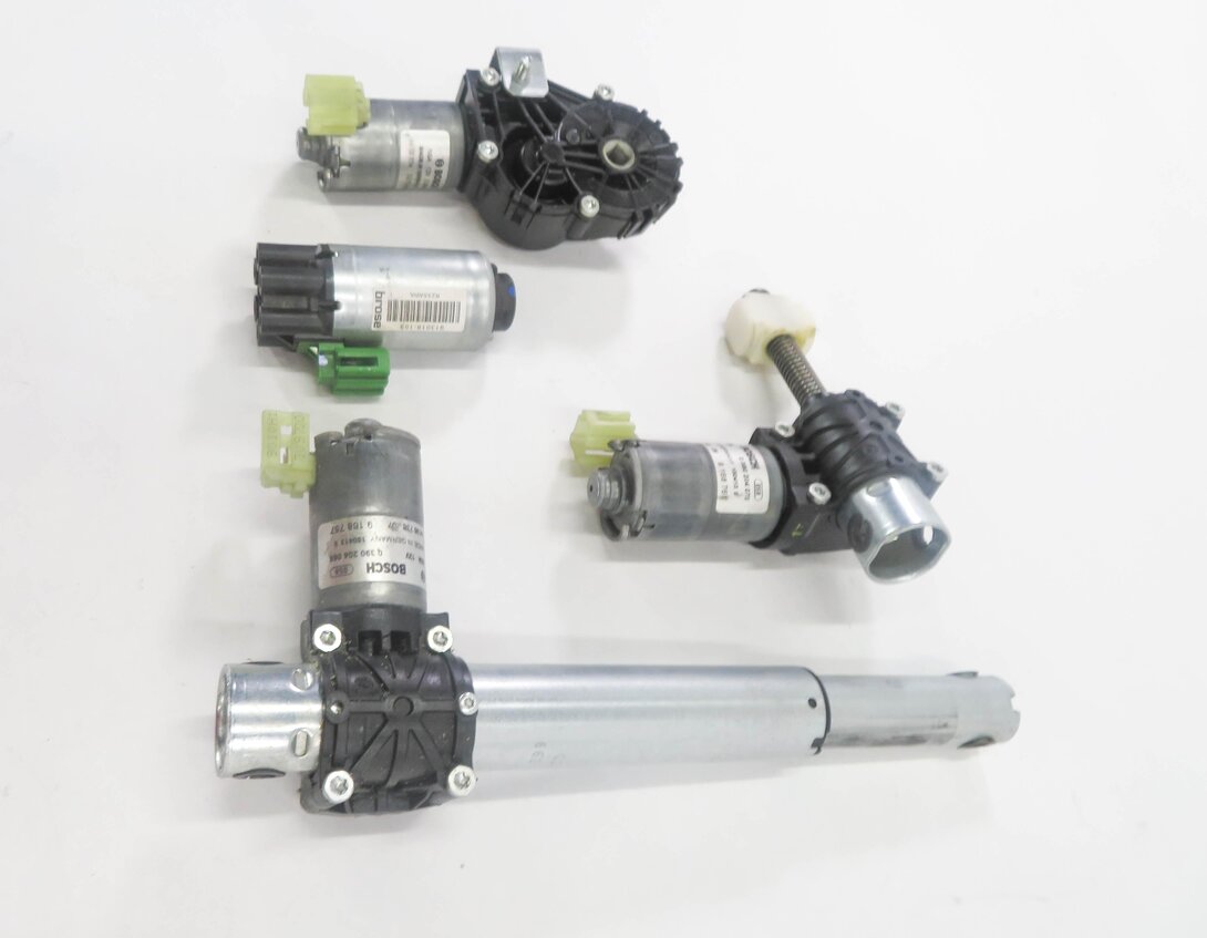Thumbnail 2: 2013 BMW 528i (F10) LEFT FRONT DRIVER SEAT TRACK SEAT MOTOR SET-4