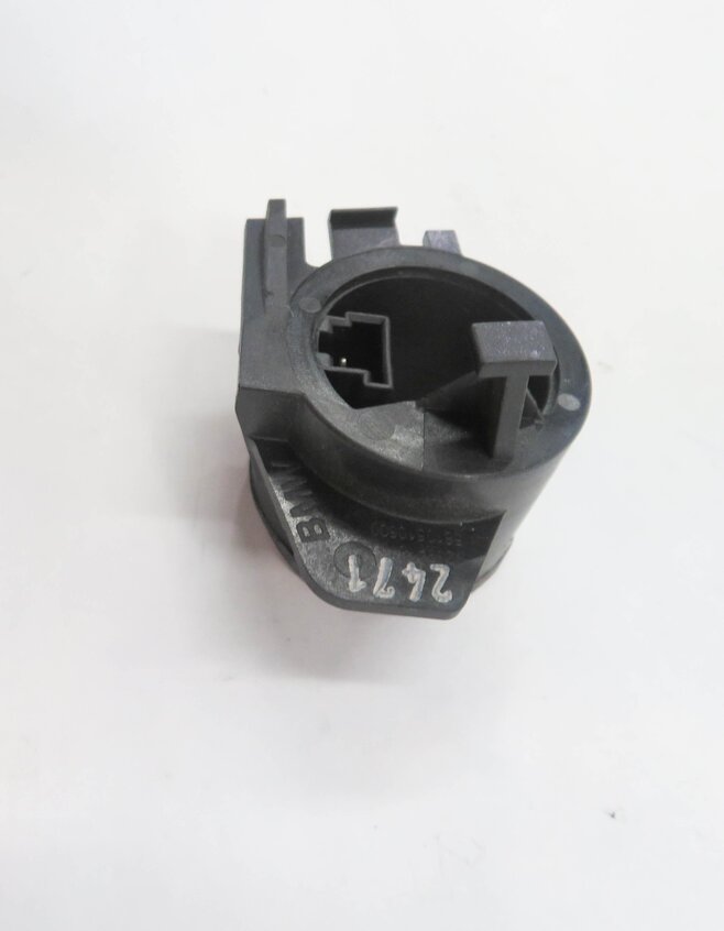 Thumbnail 5: 2013 BMW 528i (F10) IGNITION SWITCH IMMOBILIZER KEY RING SENSOR