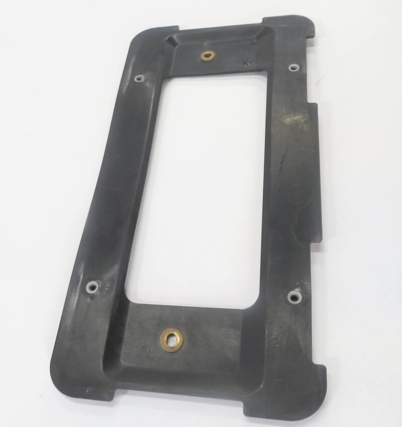 Thumbnail 5: 2013 BMW 528i (F10) REAR LICENSE PLATE BASE MOUNT RETAINER BRACKET HOLDER