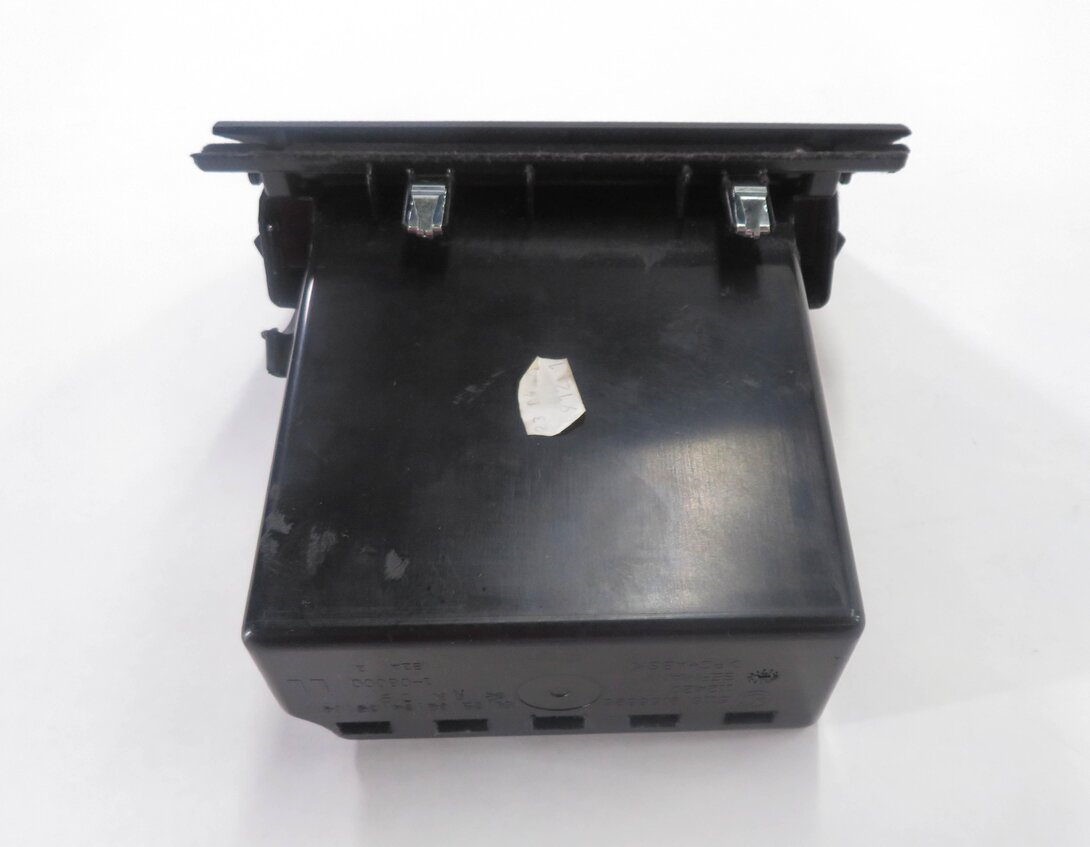 Thumbnail 4: 2013 BMW 528i (F10) LEFT FRONT DRIVER DASH STORAGE COMPARTMENT BOX (BLACK)