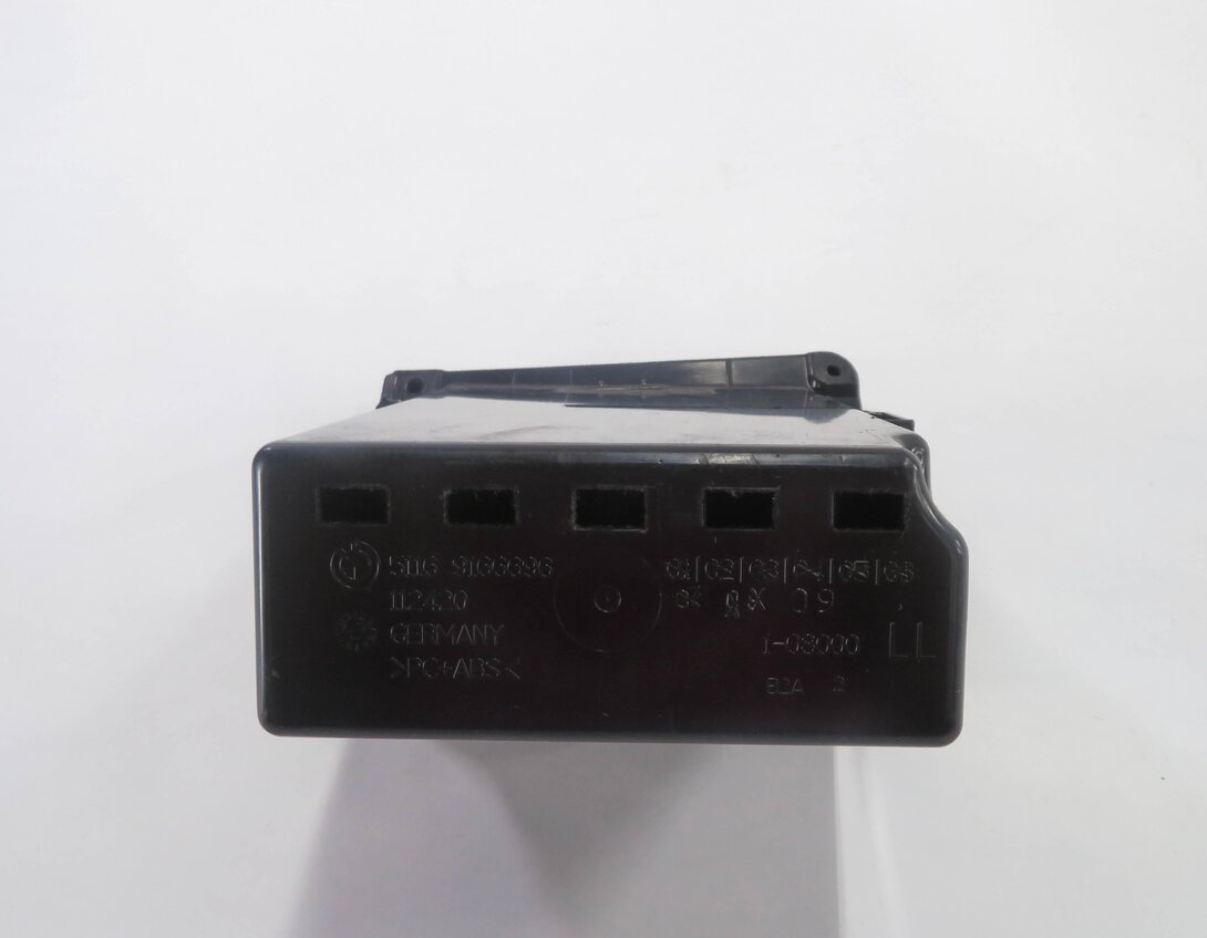 Thumbnail 5: 2013 BMW 528i (F10) LEFT FRONT DRIVER DASH STORAGE COMPARTMENT BOX (BLACK)