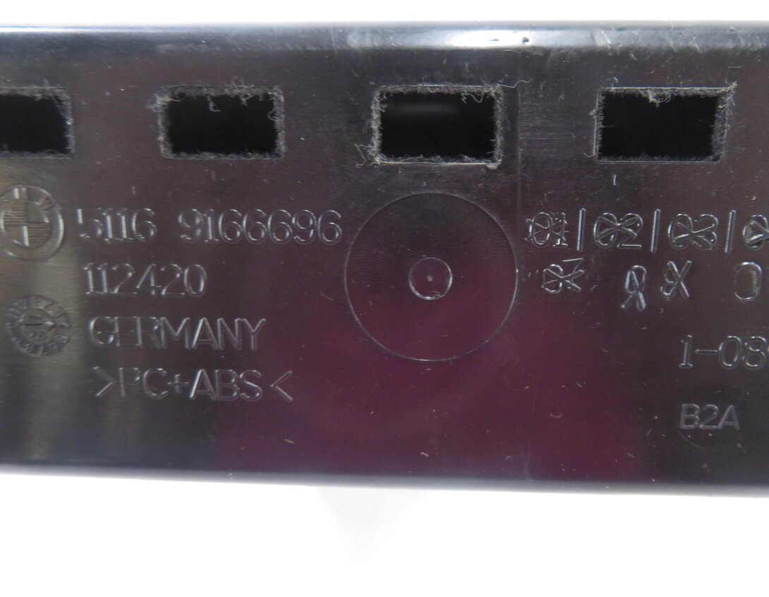 Thumbnail 6: 2013 BMW 528i (F10) LEFT FRONT DRIVER DASH STORAGE COMPARTMENT BOX (BLACK)