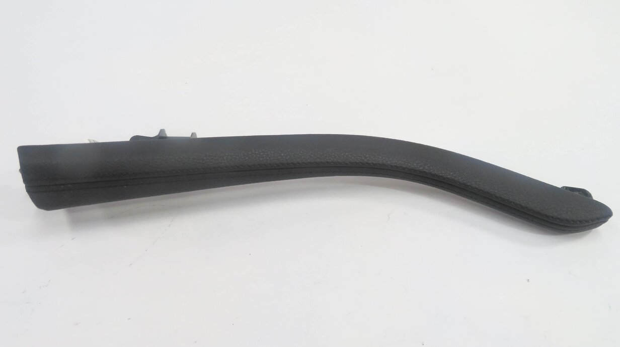 Thumbnail 2: 2013 BMW 528i (F10) FRONT CENTER CONSOLE EDGE TRIM PIECE (BLACK)