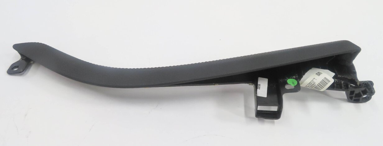 Thumbnail 4: 2013 BMW 528i (F10) FRONT CENTER CONSOLE EDGE TRIM PIECE (BLACK)