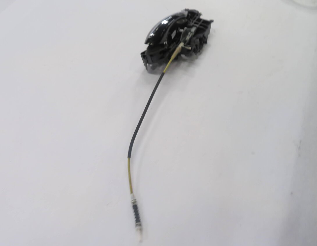 Thumbnail 6: 2011-2016 BMW 528i 535i 550i M5 (F10) RIGHT FRONT DOOR HANDLE w/ LIGHT (BLACK)