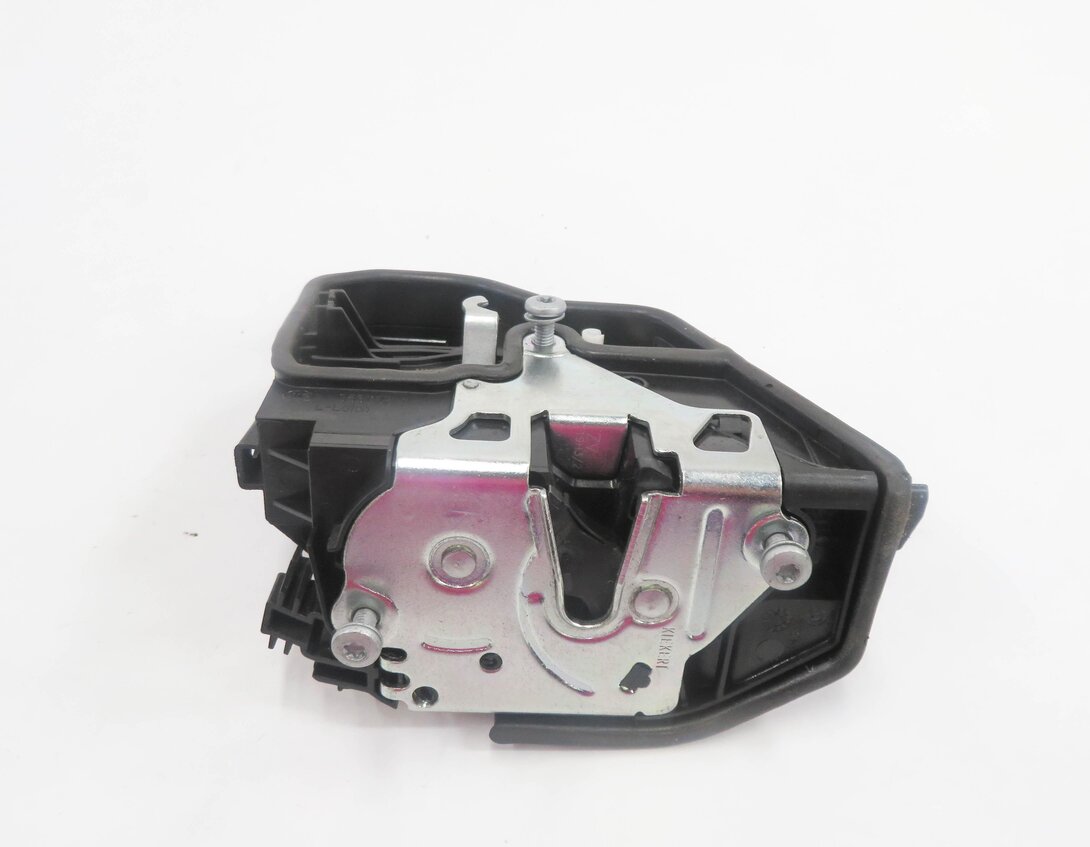 Thumbnail 4: 2009-2018 BMW 1/2/3/4/5/7/X1 X3 X4 (E87 E90 F01 F10) RIGHT FRONT DOOR LOCK LATCH