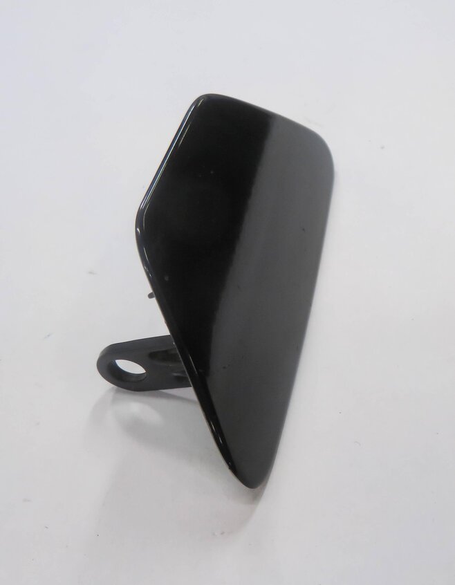2013 BMW 528i (F10) RIGHT FRONT PASSENGER HEADLIGHT SQUIRTER TRIM (BLACK 2 668)
