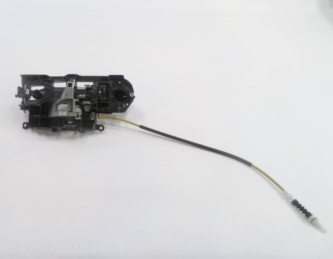 Thumbnail 5: 11-16 BMW 528i 535i 550i M5 (F10) RIGHT REAR DOOR HANDLE w/ LIGHT (BLACK 2 668)