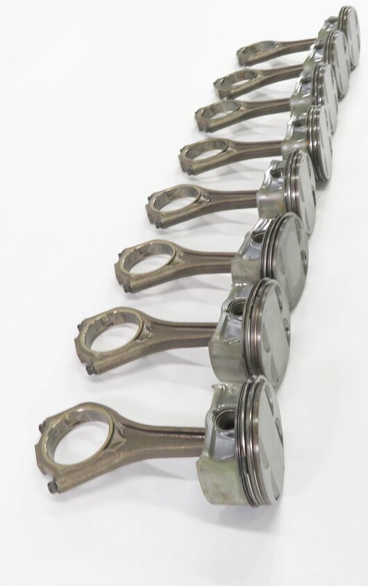 Thumbnail 5: 04-10 BMW 550i 650i 750i X5 (E60 E65 E66 E70) 4.8L N62 V8 ENGINE PISTON SET-8