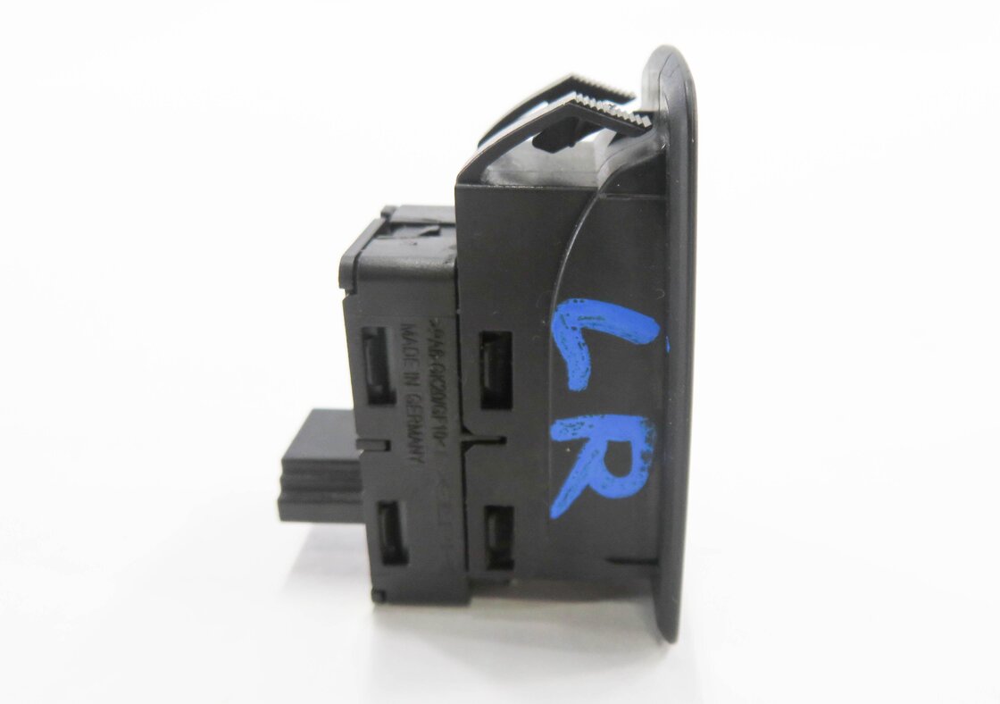 Thumbnail 5: 2008 BMW X5 (E70) FRONT / REAR - PASSENGER DOOR POWER WINDOW SWITCH (BLACK)