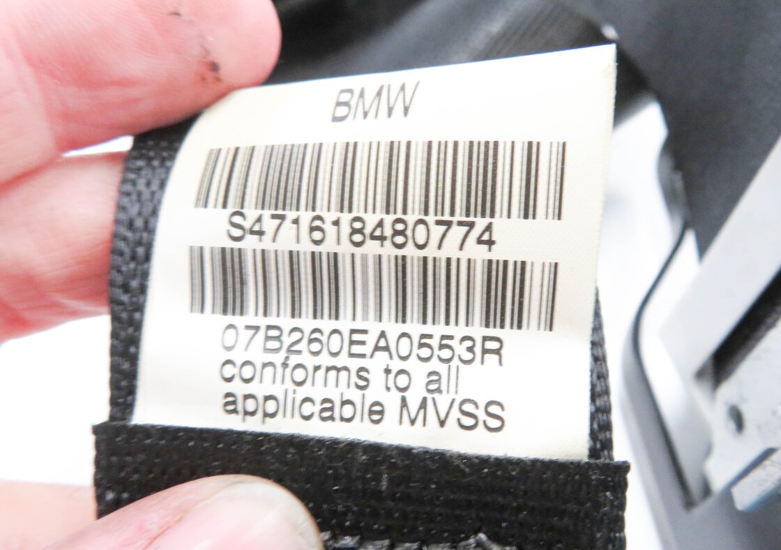 Thumbnail 6: 2008 BMW X5 (E70) LEFT & RIGHT REAR 2nd ROW SEAT SEATBELT RETRACTOR SET (BLACK)