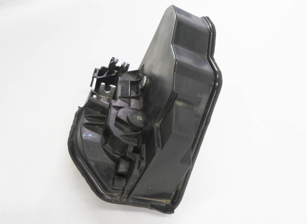 Thumbnail 3: 10-18 BMW E90 F30 F32 E60 F10 F01 F25 F26 E70 E71 - LEFT SIDE REAR DOOR LATCH
