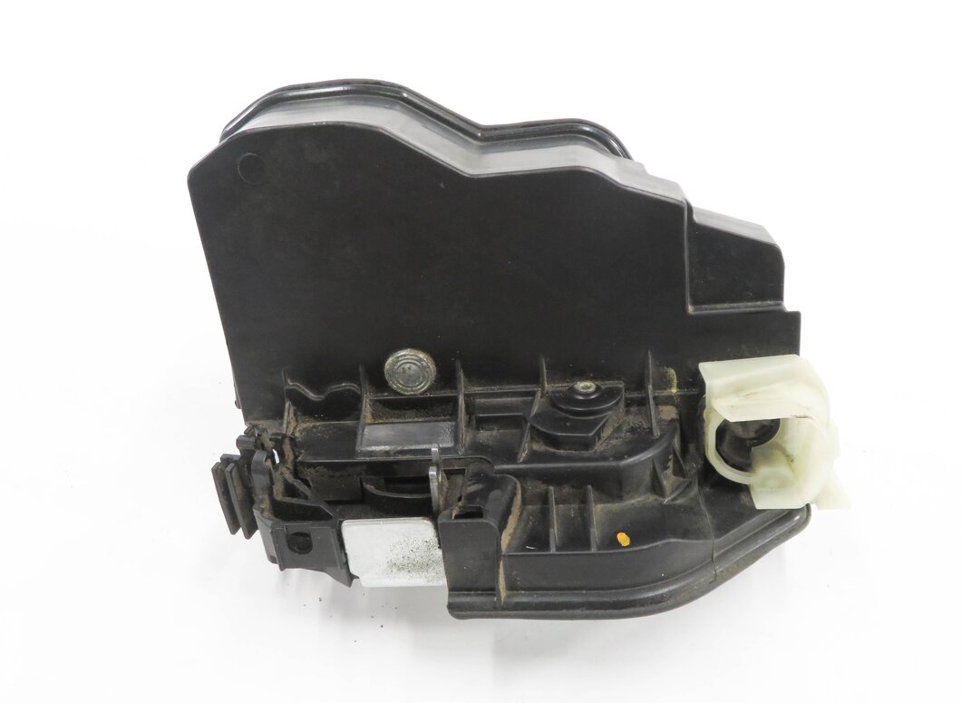 09-18 BMW 1/2/3/4/5/7/X1 X3 X4 (E87 E90 F01 F10) LEFT FRONT DOOR LOCK LATCH