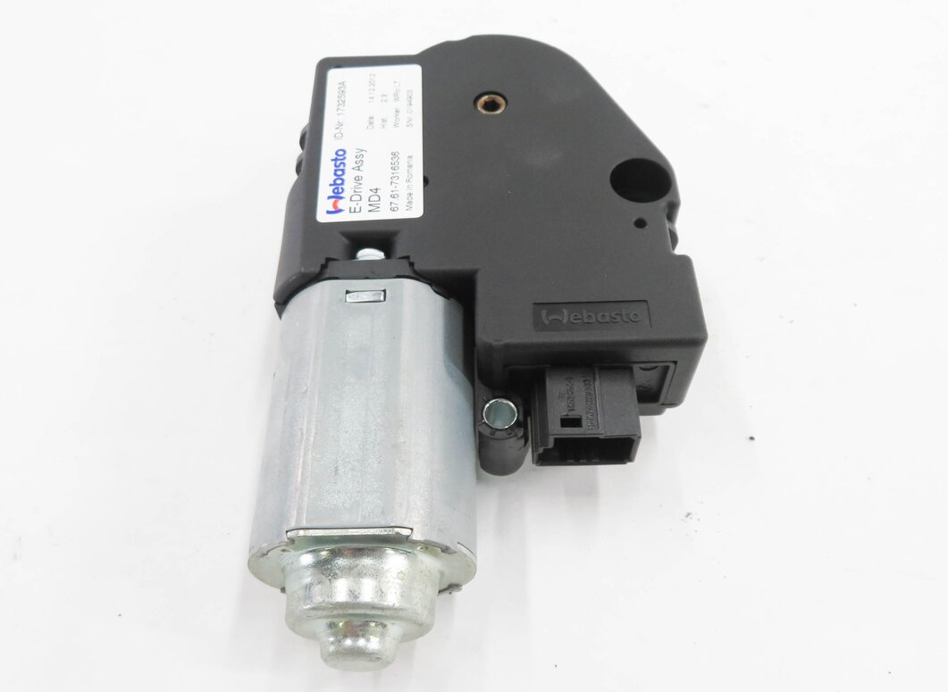Thumbnail 1: 12-20 BMW 228i 230i 320i 328i 330i 335i 340i 428i 430i 435i 528i - SUNROOF MOTOR