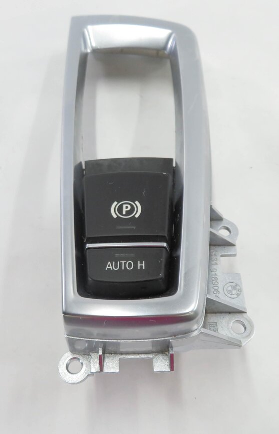 2011 BMW 535iGT (F07) SHIFTER TRIM w/ PAKRING BRAKE & AUTO H SWITCH BUTTON