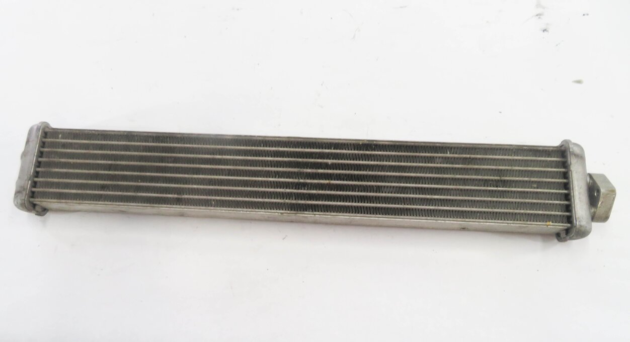 Thumbnail 5: 2011 BMW 535iGT (F07) 3.0L N55 TURBO ENGINE - A/T TRANSMISSION OIL COOLER