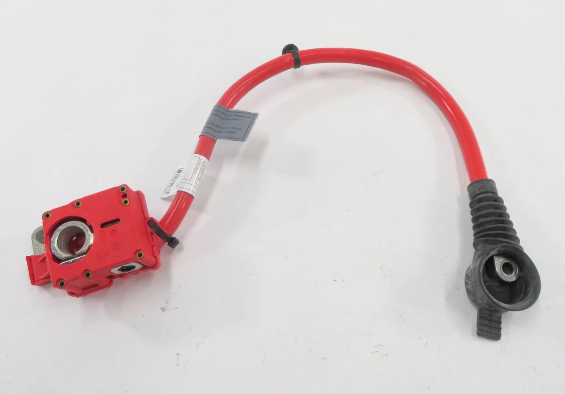 Thumbnail 4: 2011 BMW 535iGT (F07) POSITIVE BATTERY CABLE SRS