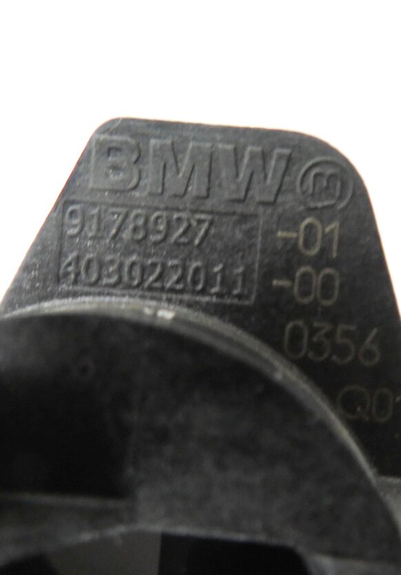 Thumbnail 5: 2011 BMW 535iGT (F07) IGNITION SWITCH COIL RING