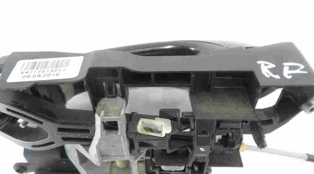 Thumbnail 6: 2010-2017 BMW 535iGT 550iGT (F07) RIGHT FRONT PASSENGER DOOR HANDLE (BLACK 475)