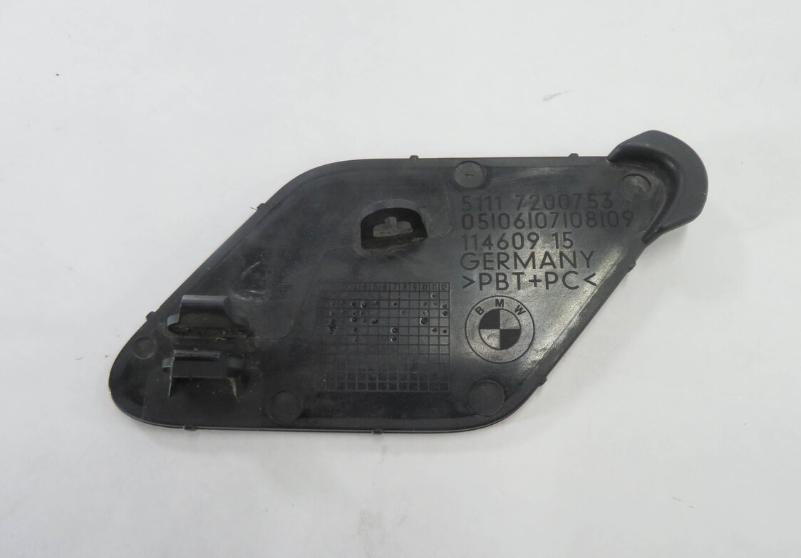 Thumbnail 5: 2011 BMW 535iGT (F07) FRONT TOWING EYE TOW HOOK COVER TRIM (BLACK SAPPHIRE 475)