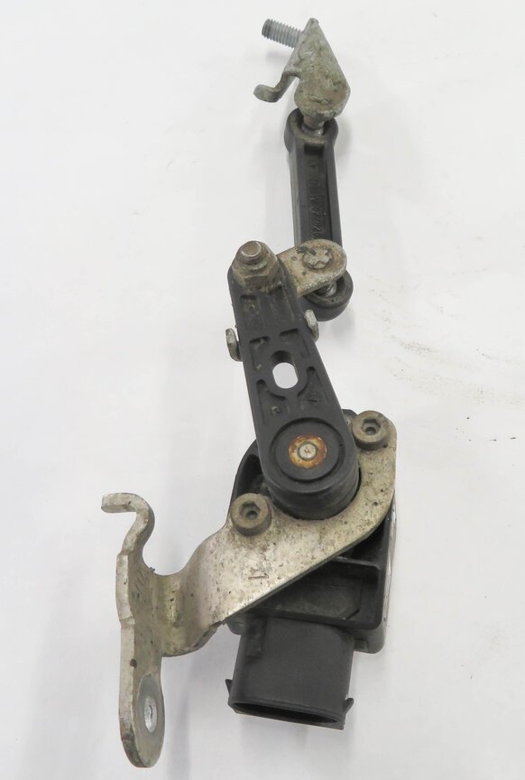 Thumbnail 5: 2011 BMW 535iGT (F07) LEFT FRONT DRIVER SUSPENSION HEIGHT LEVEL SENSOR