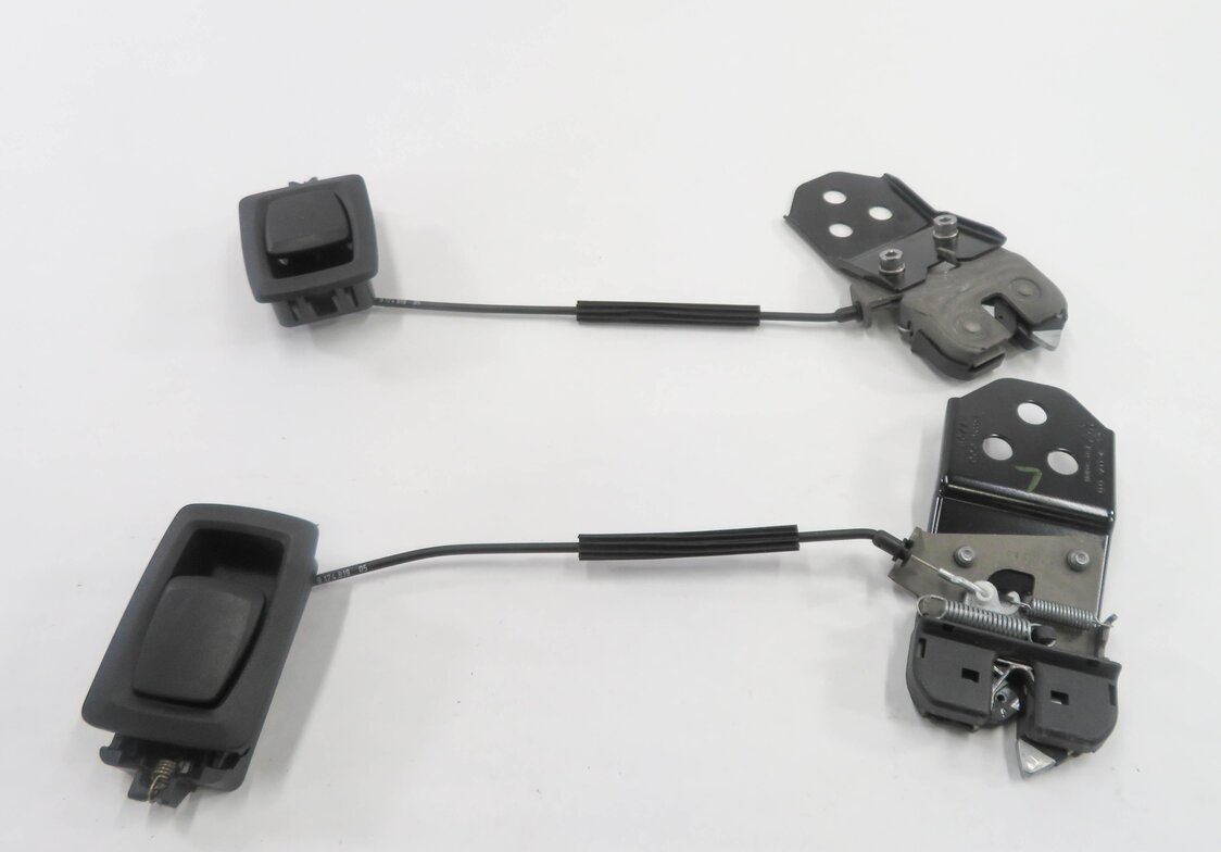Thumbnail 4: 2011 BMW 535iGT (F07) REAR LEFT & RIGHT SEAT RELEASE HANDLE LOCK LATCH SET-2