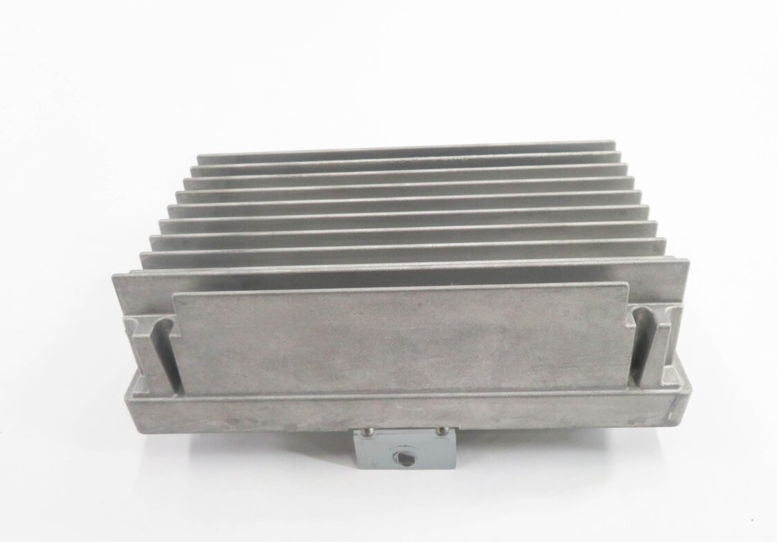 Thumbnail 5: 2010-2011 BMW 535iGT 550iGT ALPINA (F01 F02 F07) STEREO AUDIO AMPLIFIER