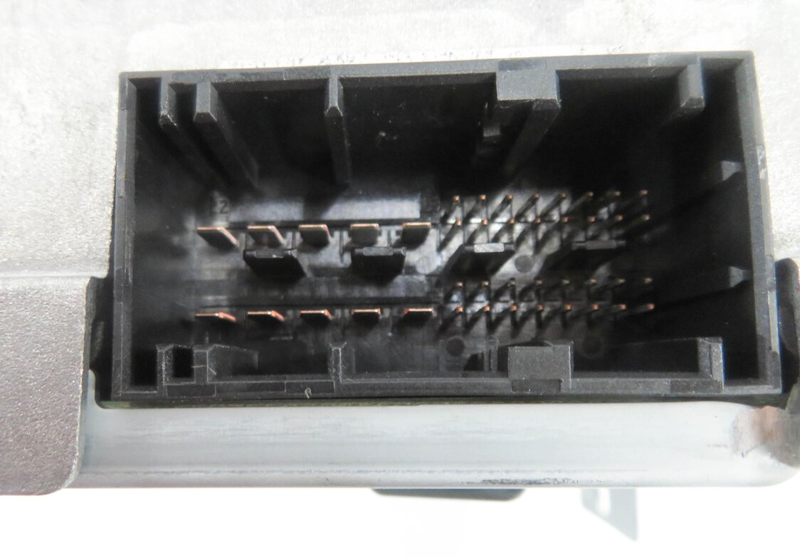 Thumbnail 8: 2010-2011 BMW 535iGT 550iGT ALPINA (F01 F02 F07) STEREO AUDIO AMPLIFIER