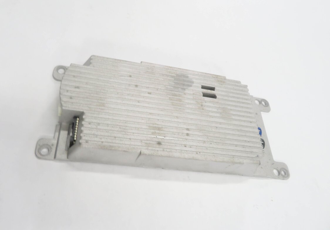 Thumbnail 4: 2011 BMW 535iGT (F07) BLUETOOTH TELEMATICS COMMUNICATION COMBOX CONTROL MODULE