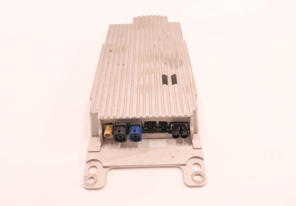 Thumbnail 5: 2011 BMW 535iGT (F07) BLUETOOTH TELEMATICS COMMUNICATION COMBOX CONTROL MODULE