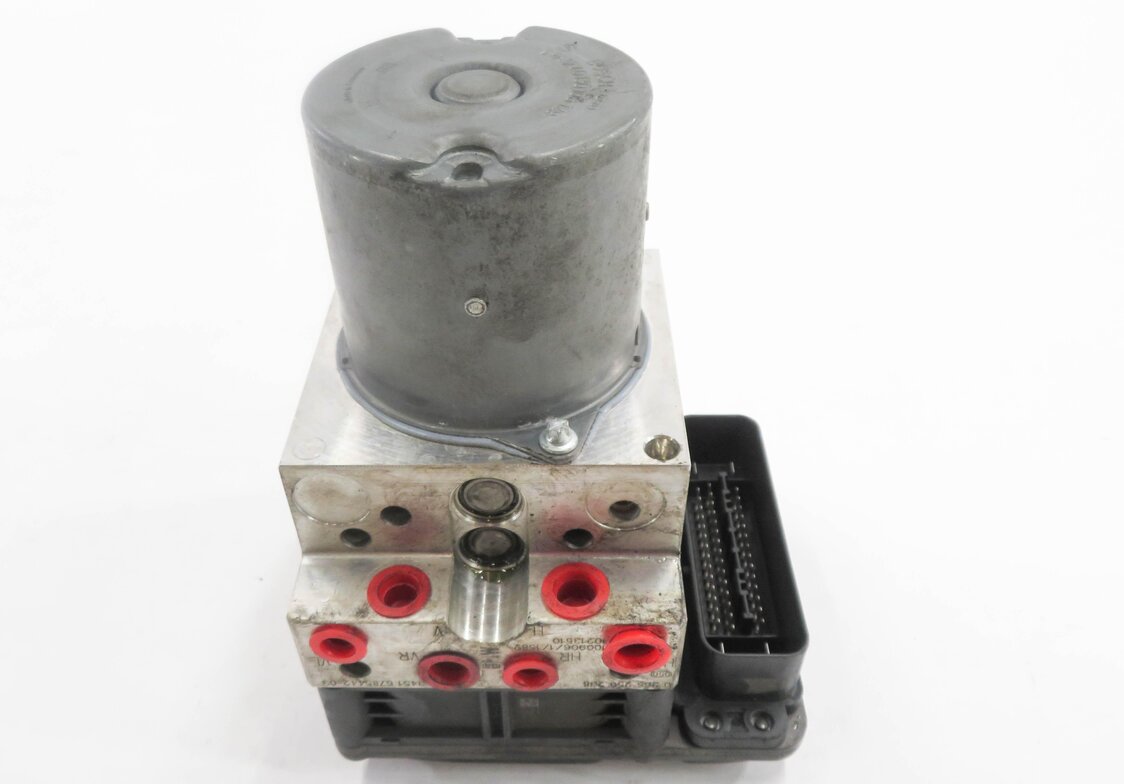Thumbnail 2: 2010-2013 BMW 535iGT 550iGT 750i B7 (F01 F02 F07) AWD X-DRIVE DXC ABS BRAKE PUMP