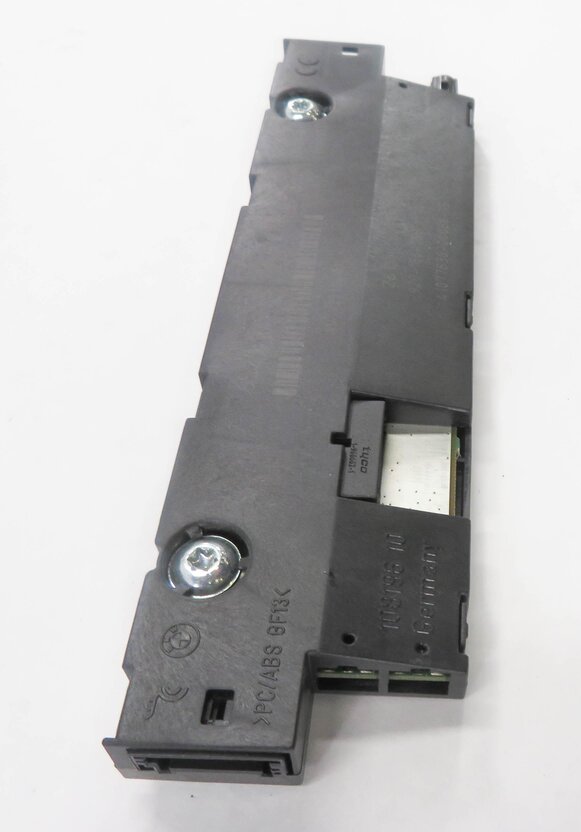 Thumbnail 3: 2011 BMW 535iGT (F07) RADIO STEREO DIVERSITY ANTENNA AMP AMPLIFIER