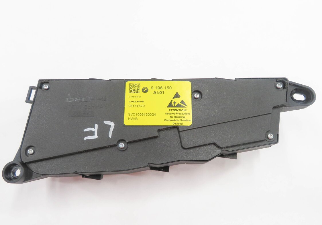 Thumbnail 5: 2011 BMW 535iGT (F07) LEFT FRONT DRIVER POWER SEAT ADJUSTMENT SWITCH BUTTON