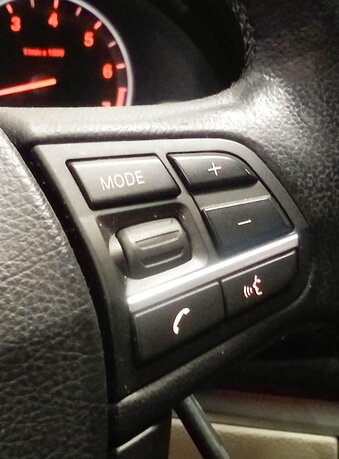 Thumbnail 2: 2011 BMW 535iGT (F07) LEFT & RIGHT STEERING SWITCH BUTTON SET-2