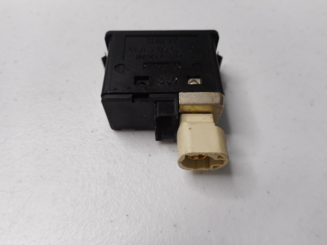 Thumbnail 4: 2011 BMW 535iGT (F07) RADIO STEREO AUX AUXILIARY AUDIO IN INPUT JACK w/ USB