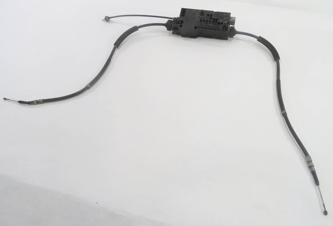 2011 BMW 535iGT (F07) EMERGENCY PARKING BRAKE ACTUATOR MOTOR w/ CABLES
