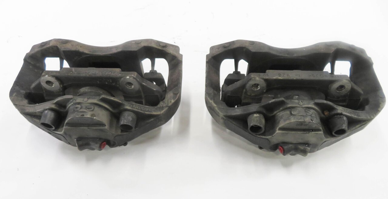 Thumbnail 5: 10-17 BMW 535iGT 535i 550i 650i 740i (F01 F06 F07 F10) FRONT BRAKE CALIPER SET-2
