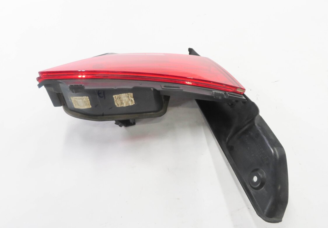 Thumbnail 5: 2010-2013 BMW 535iGT 550iGT (F07) LEFT DRIVER TRUNK LID TAILLIGHT LIGHT LAMP