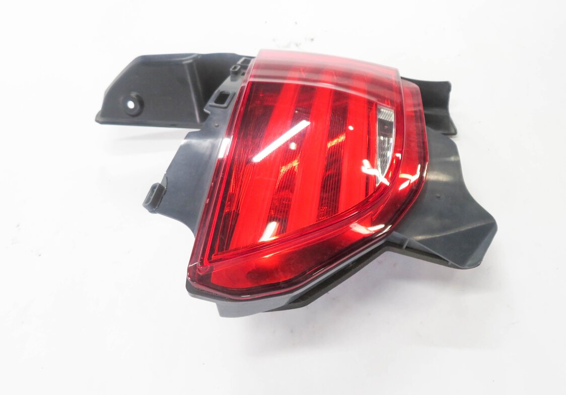 Thumbnail 4: 2010-2013 BMW 535iGT 550iGT (F07) RIGHT PASSENGER TRUNK LID TAILLIGHT LIGHT LAMP