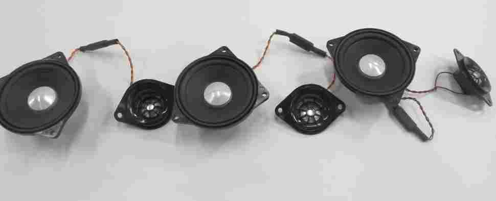 Thumbnail 4: 2011 BMW 550i (F10) HARMAN KARDON AUDIO SUB SUBWOOFER TWEETER SPEAKER SET-17