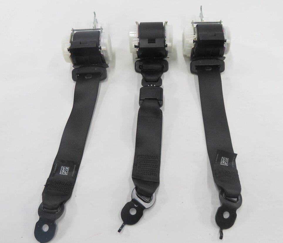 Thumbnail 4: 2011 BMW 535i (F10) REAR SEAT SEATBELT BUCKLE RETRACTOR SET-3 (BLACK)