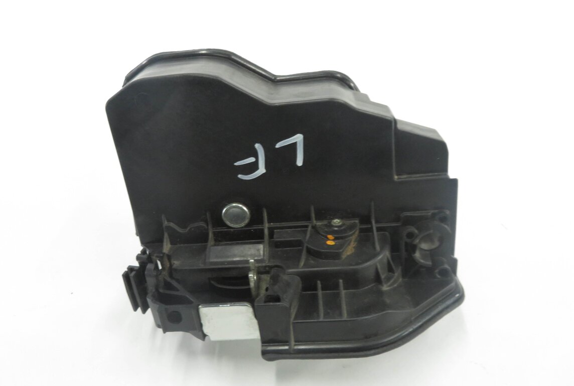 09-18 BMW 1/2/3/4/5/7/X1 X3 X4 (E87 E90 F01 F10) LEFT DRIVER DOOR LOCK LATCH