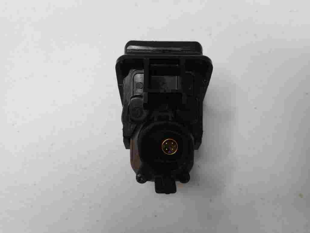 Thumbnail 5: 09-18 BMW 2 3 4 5 7 M5 X3 X5 X6 (F01 F07 F10 F15 F16 F30 F32) REARVIEW CAMERA