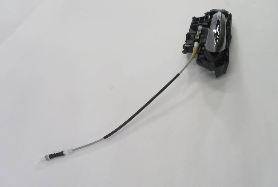 Thumbnail 3: 2011-2016 BMW 528i 535i 550i M5 (F10) LEFT REAR DOOR HANDLE w/ LIGHT (GRAY A52)
