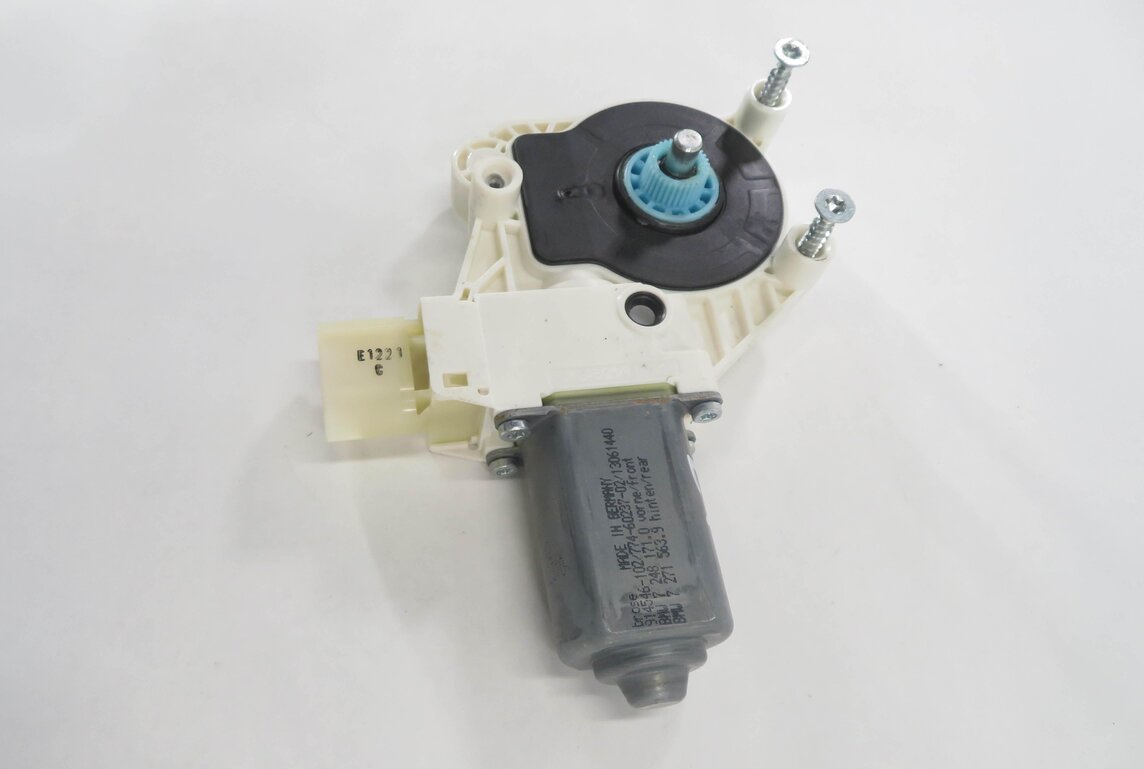 Thumbnail 2: 11-16 BMW 528i 535i 550i M5 (F10) LEFT DRIVER SIDE WINDOW MOTOR (FRONT / REAR)