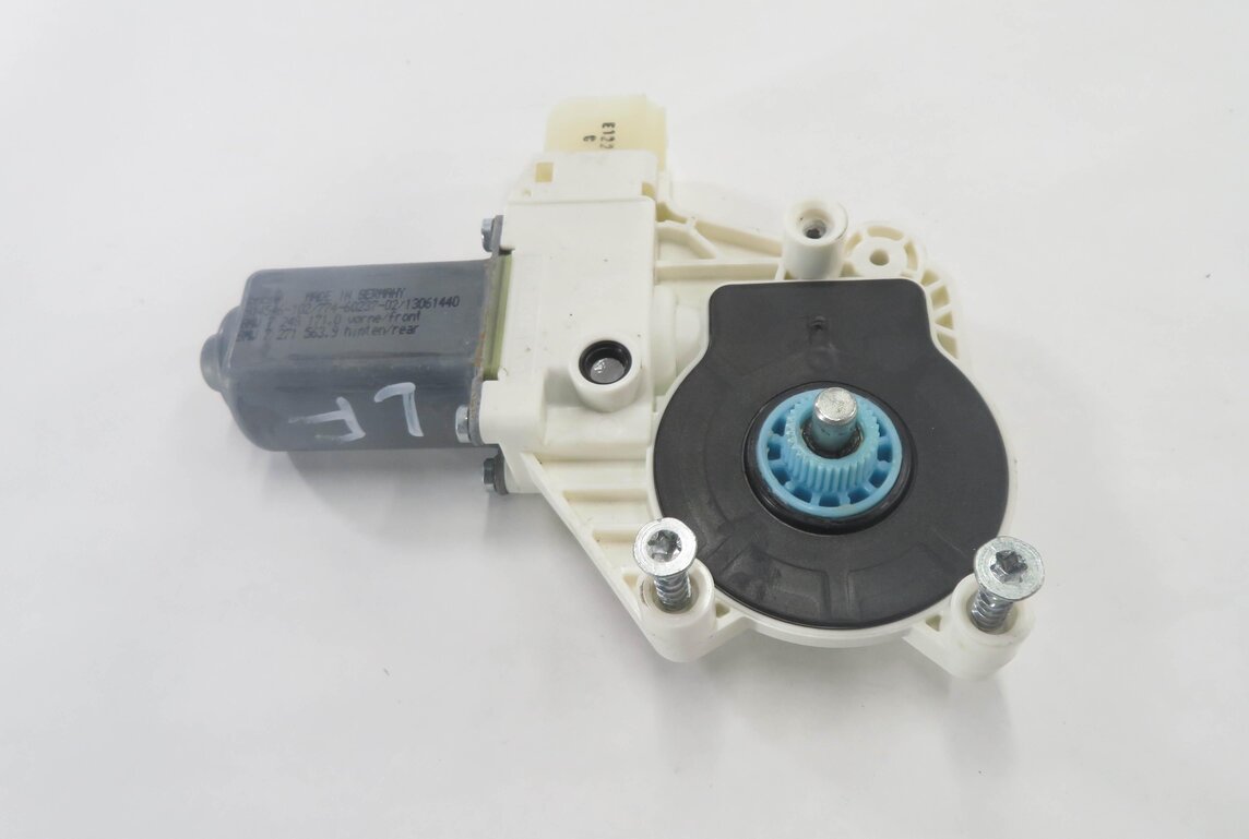 Thumbnail 4: 11-16 BMW 528i 535i 550i M5 (F10) LEFT DRIVER SIDE WINDOW MOTOR (FRONT / REAR)
