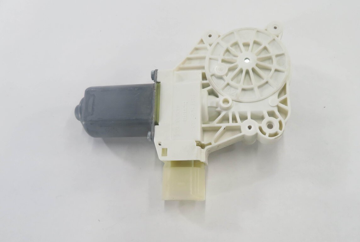 Thumbnail 5: 11-16 BMW 528i 535i 550i M5 (F10) LEFT DRIVER SIDE WINDOW MOTOR (FRONT / REAR)