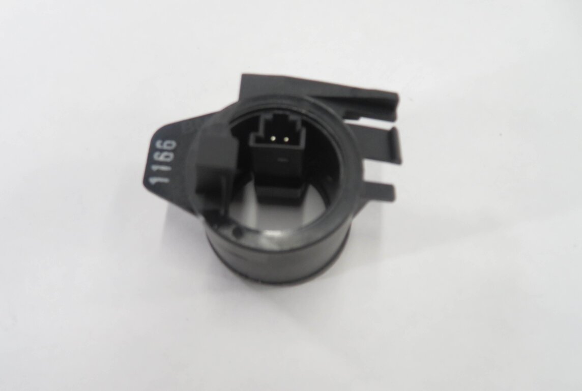 Thumbnail 2: 2011 BMW 535i (F10) IGNITION SWITCH KEY RING SENSOR