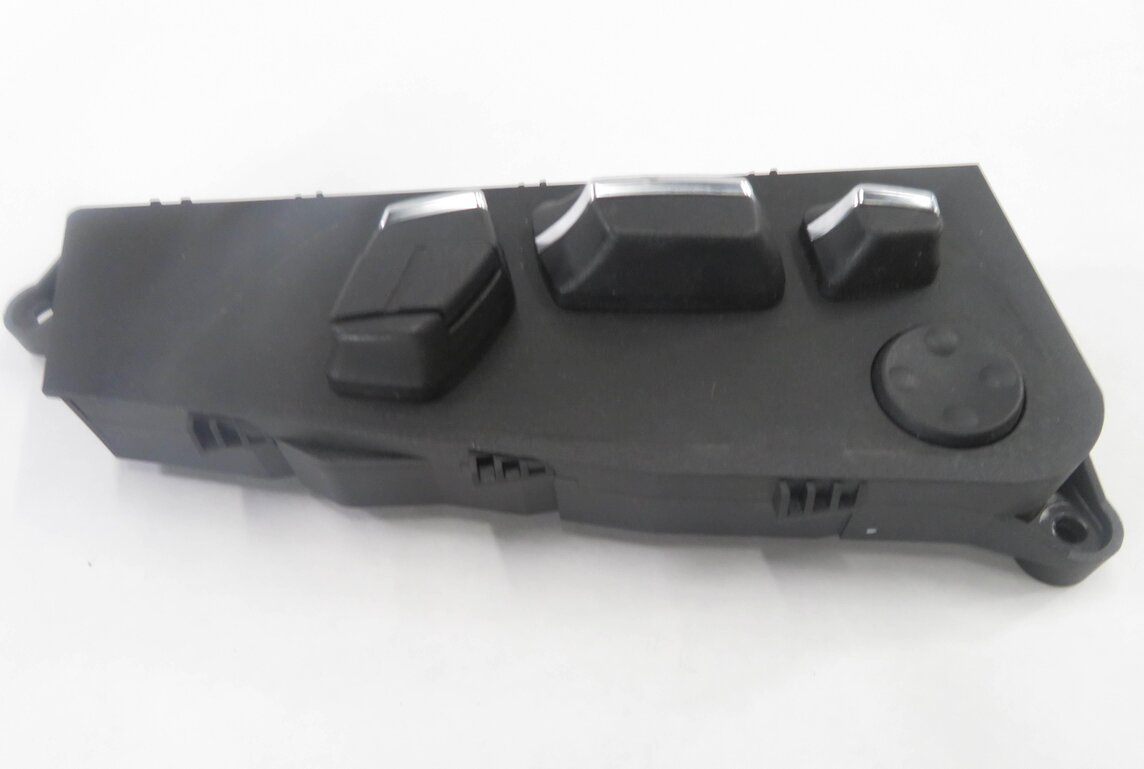 Thumbnail 5: 2011 BMW 535i (F10) LEFT FRONT DRIVER POWER SEAT ADJUSTMENT SWITCH w/ MEMORY